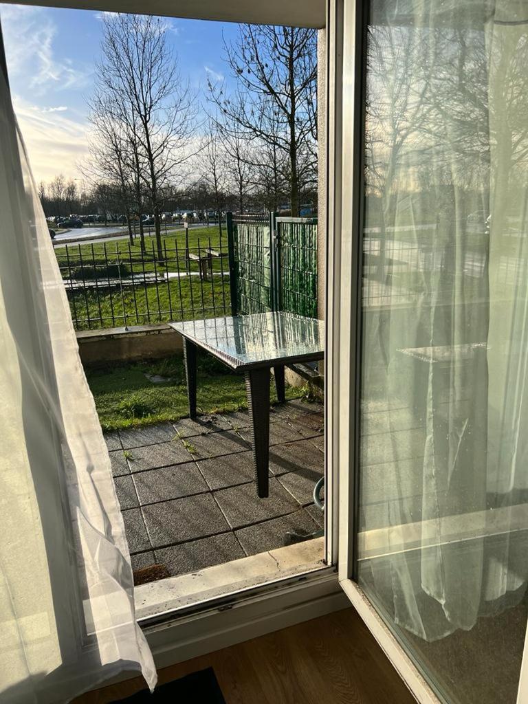 Appartement 5Min Gare Rer Disneyland Paris Val D'Europe La Vallee Village Parking Inclus Montévrain Eksteriør bilde