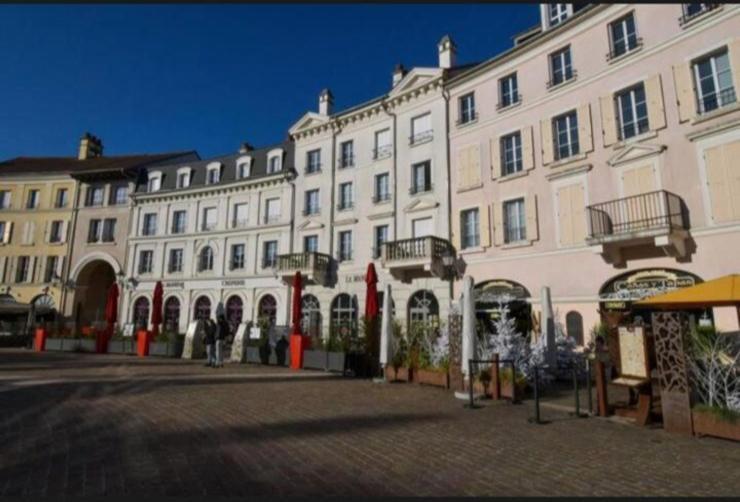 Appartement 5Min Gare Rer Disneyland Paris Val D'Europe La Vallee Village Parking Inclus Montévrain Eksteriør bilde
