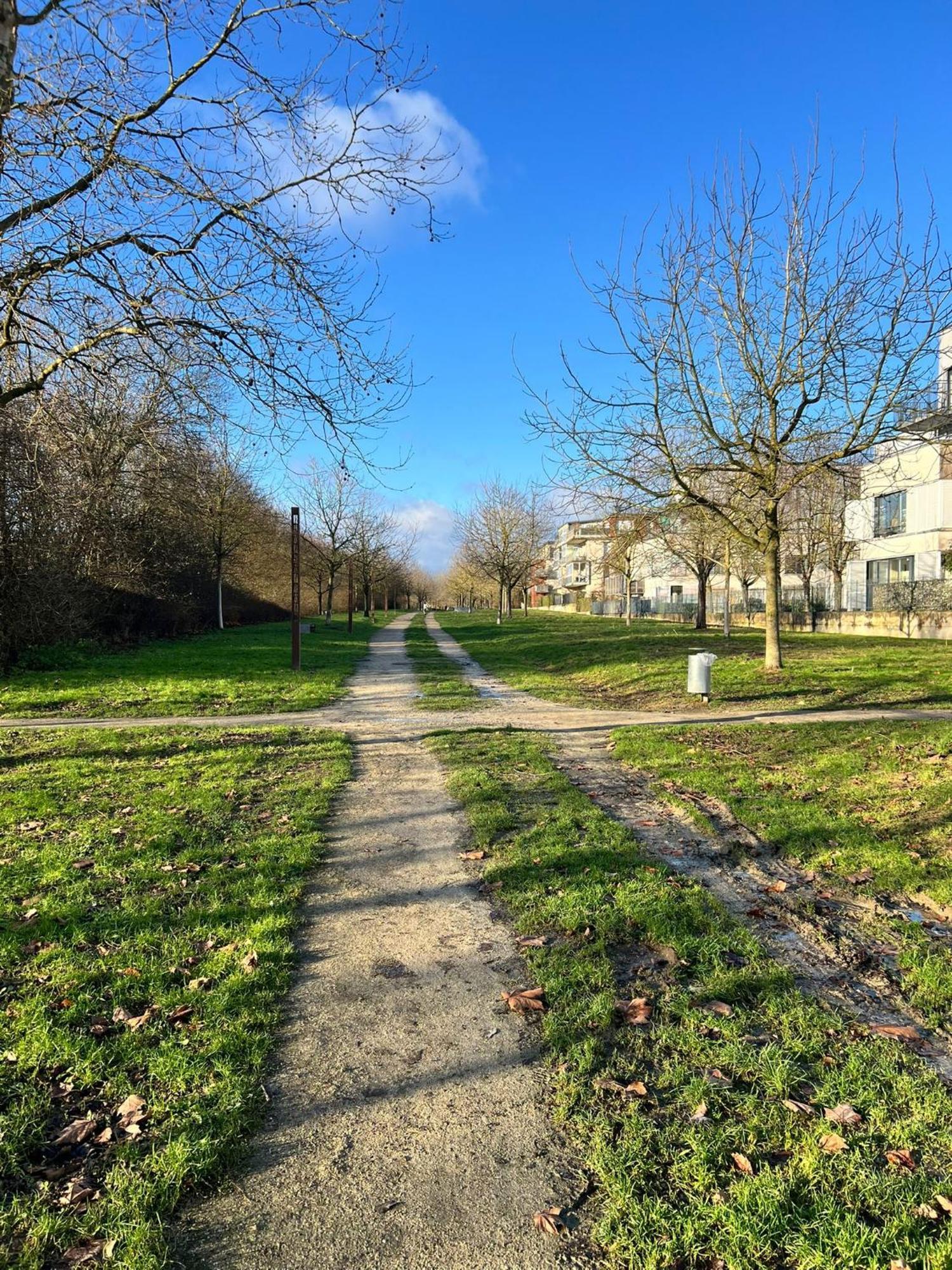 Appartement 5Min Gare Rer Disneyland Paris Val D'Europe La Vallee Village Parking Inclus Montévrain Eksteriør bilde